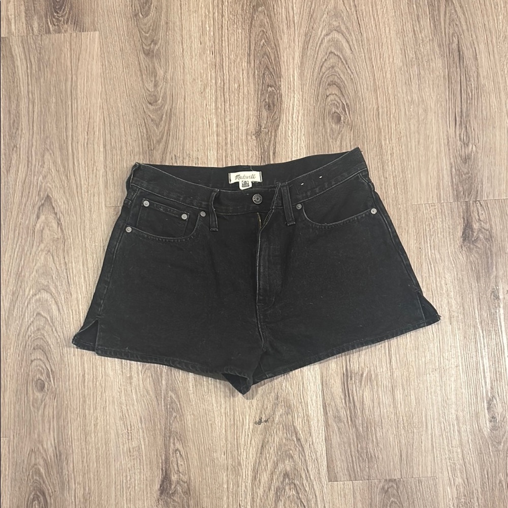 Madewell “The Mom Jean” Short Shorts